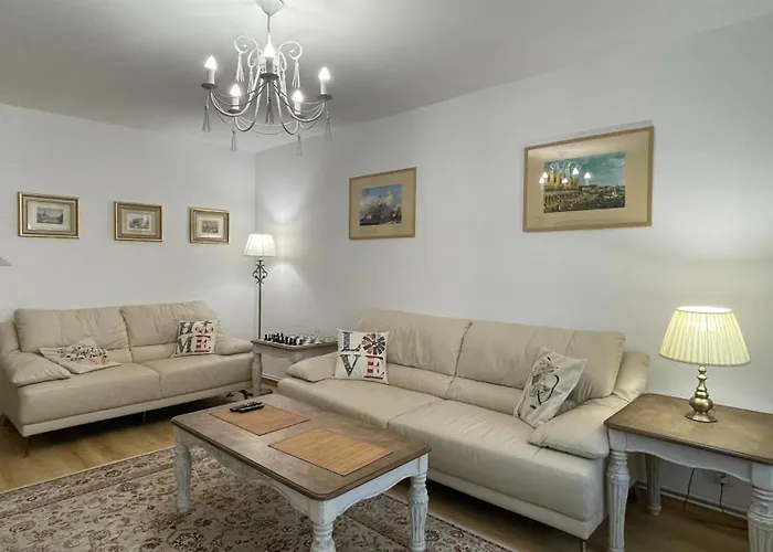 2_traveler's Retreat * Брашов